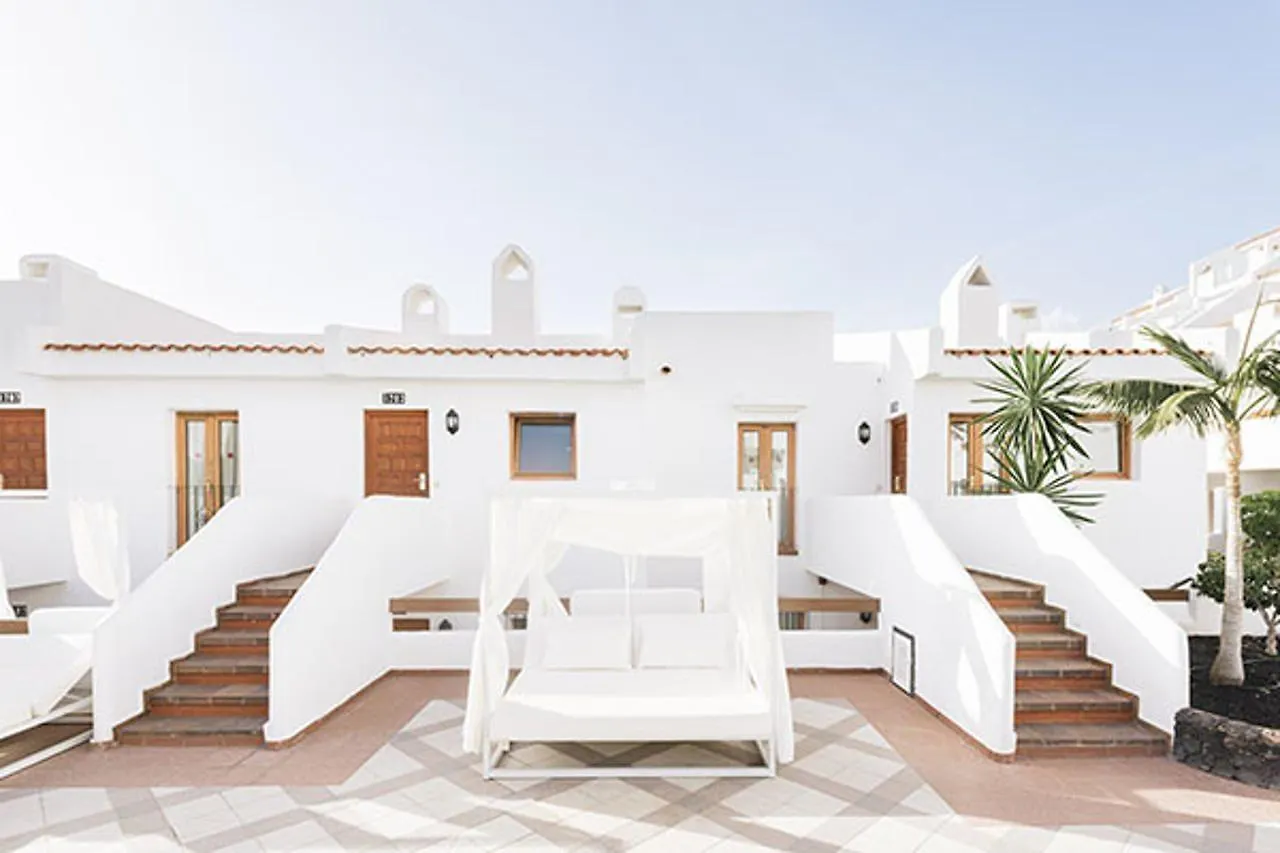 Beverly Hills Suites - Excel Hotels & Resorts Лос Кристианос Апарт-отель