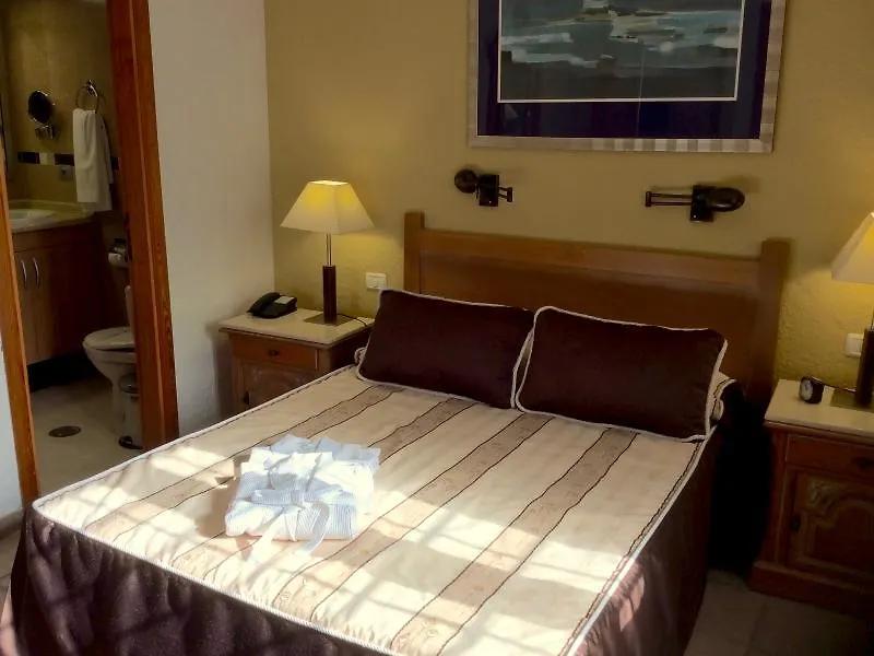Beverly Hills Suites - Excel Hotels & Resorts Лос Кристианос 3*,