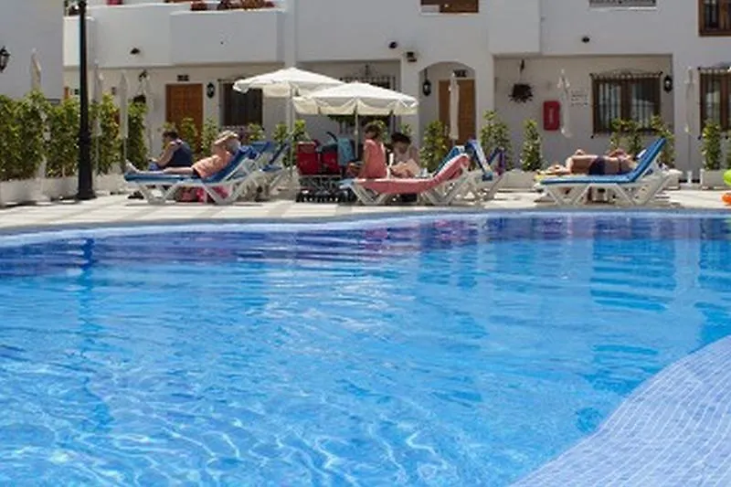 Beverly Hills Suites - Excel Hotels & Resorts Лос Кристианос