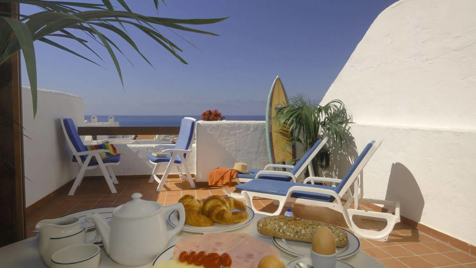 *** Apart Otel Beverly Hills Suites - Excel Hotels & Resorts Los Cristianos  İspanya